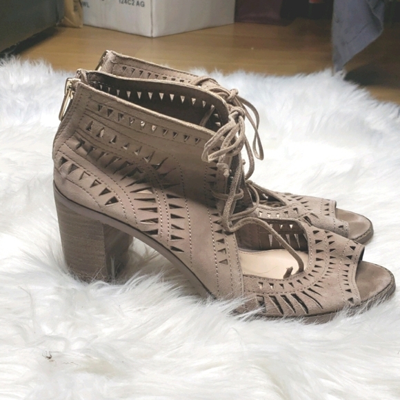 Vince Camuto tarita cutout lace-up sandal 8 - Picture 5 of 12